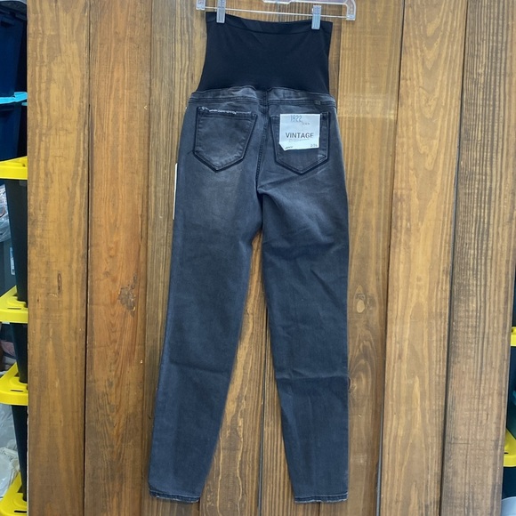 1822 Denim Maternity Jeans - Picture 6 of 10